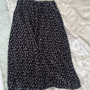 love, Fire Black Pleated Skirt with White Dots